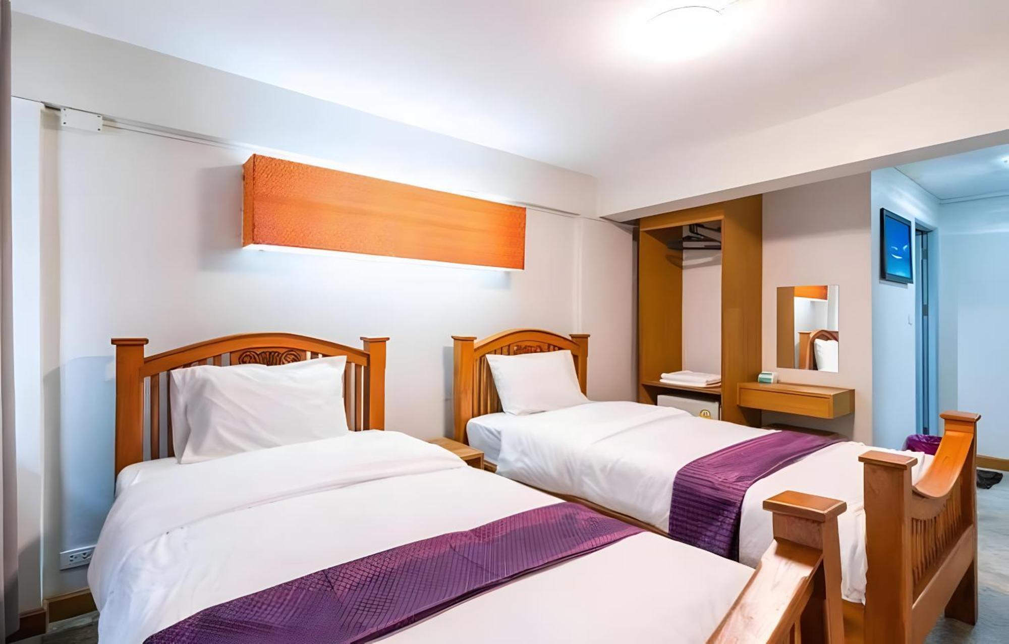 Go Inn Khaosan The Grand Palace Bangkok Buitenkant foto